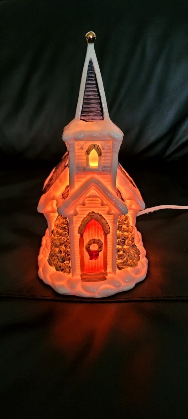 Vintage Department 56 40258 Light Up Heirloom "The Children's Chapel"